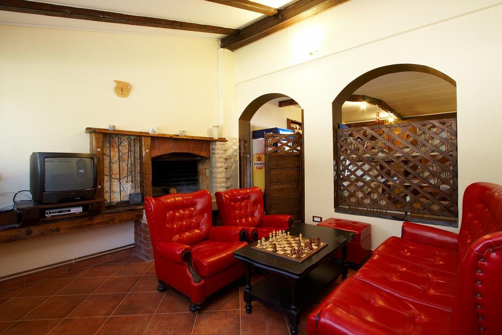 Guesthouse "Barboska" - Big Outdoor Swimming Pool & Private Tennis Court Vodnjan Exterior foto